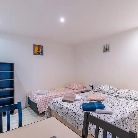 Le Haut-leveque - Cosy Et Fonctionnel Apartmán *